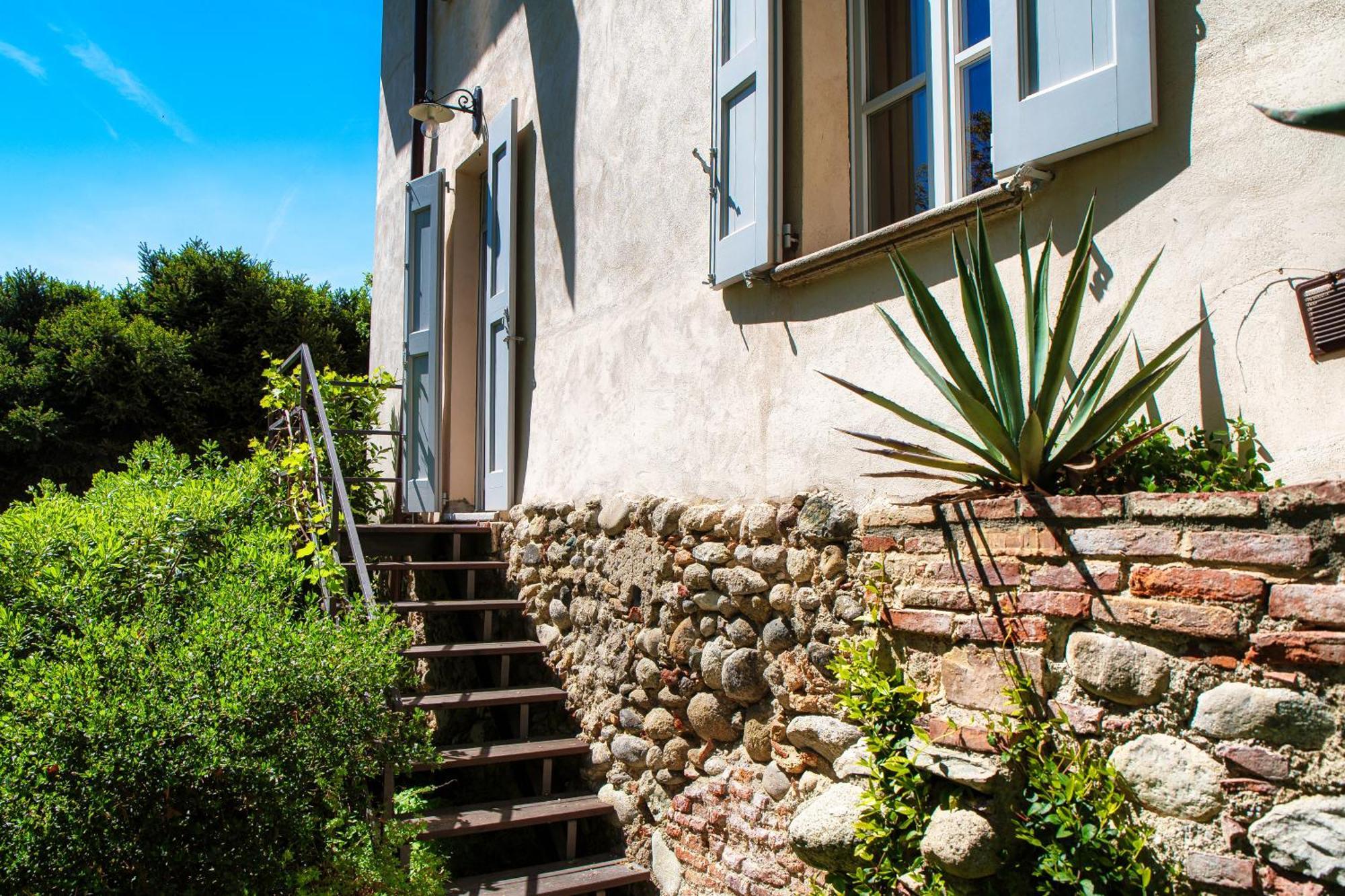 Dandelion Como Suites & Park Villa Guardia Dış mekan fotoğraf