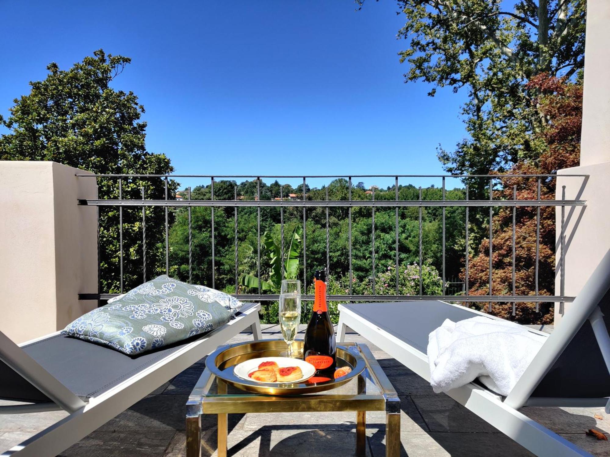 Dandelion Como Suites & Park Villa Guardia Dış mekan fotoğraf
